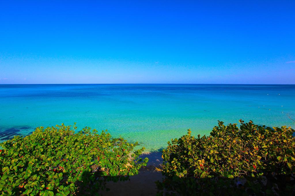 Travellers Beach Resort Negril Exterior foto